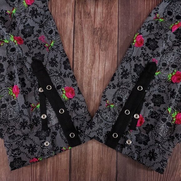 Torrid x Betsey Johnson Womens Size 6 (6X) Tunic Blouse Georgette Floral Skulls - Picture 7 of 12